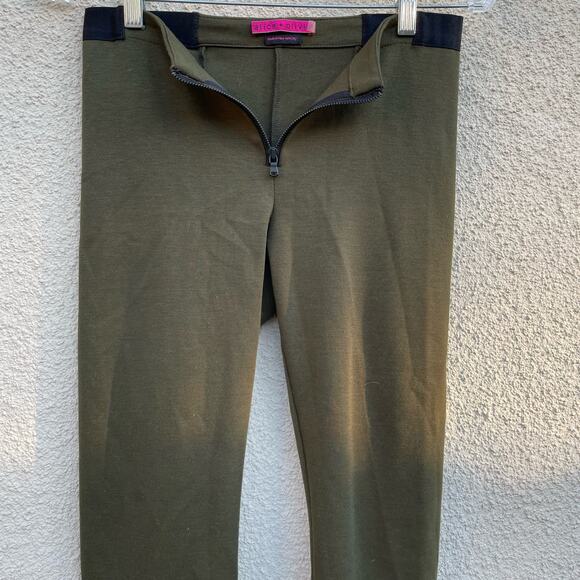 Alice + Olivia Green Ponte Knit Front Zip Leggings 6 - Picture 4 of 7